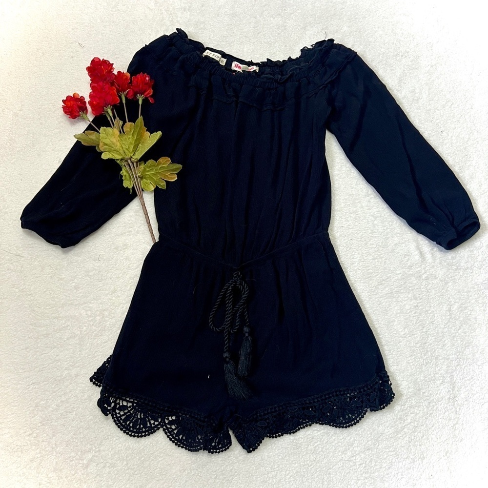Hot Kiss NWT Black Off Shoulder Riley Romper - Small